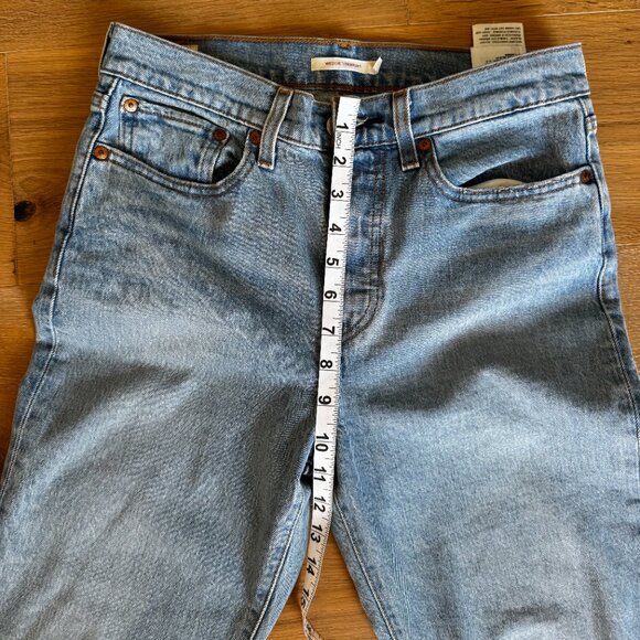 Levi’s 501 Straight Leg Jeans – Style 34964-0045 – Hemmed – Size 27 – LIGHT WASH - Picture 13 of 16